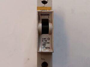 CIRCUIT BREAKER SIEMENS 5SX1-C10